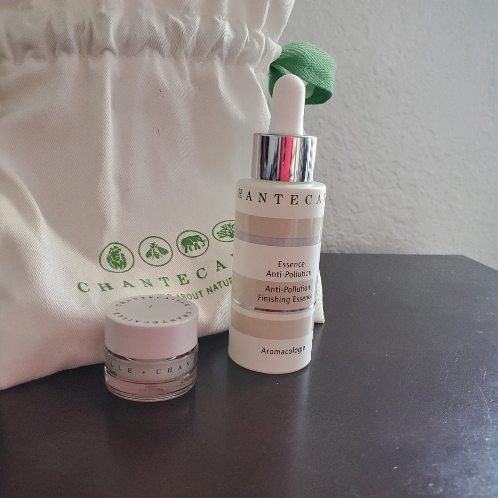 Chantecaille Essence Anti pollution and Bio lifting neck cream